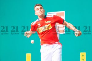 Peña II e Imaz llegan vivos a la jornada final