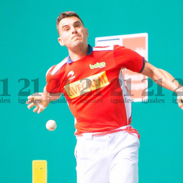 Peña II e Imaz llegan vivos a la jornada final