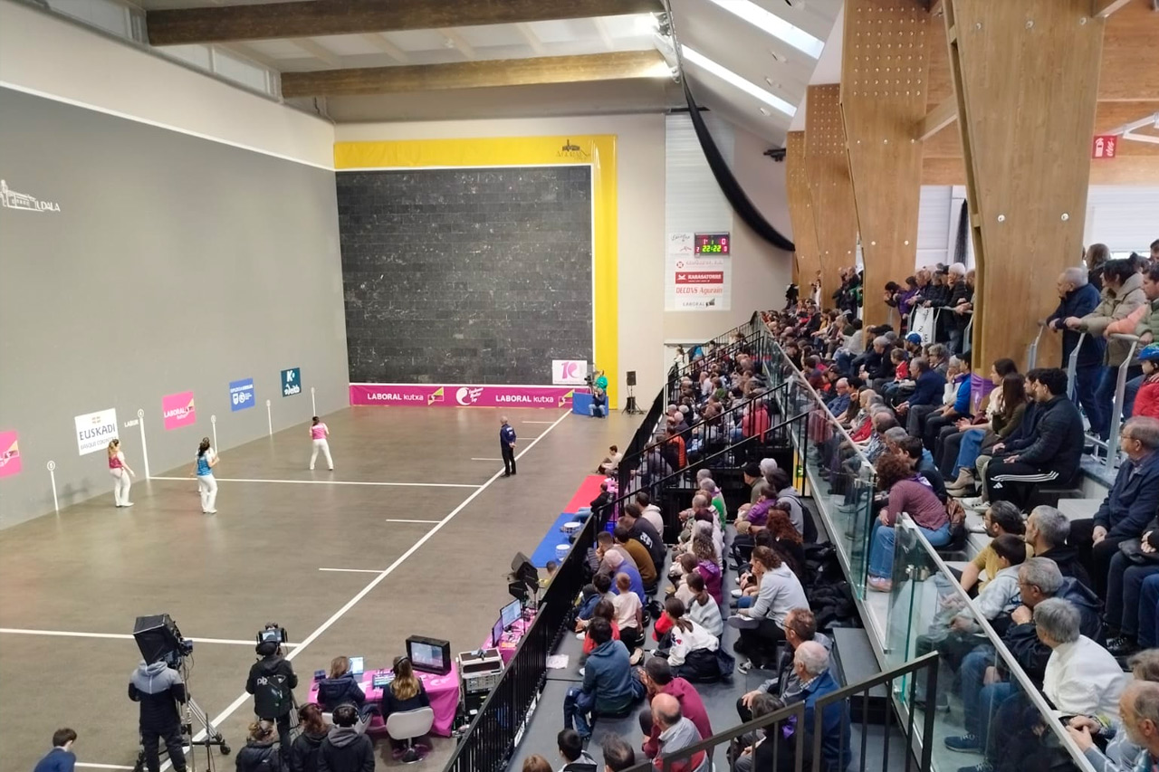 Arrizabalaga-Bergara y Sagardui-Gaminde se clasifican para una final con todos los atractivos