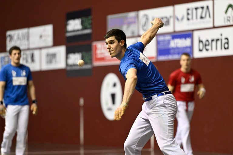 Igoa emula a su amigo Bakaikoa para colarse en la final del Goñi, Beitia encuentra un atajo