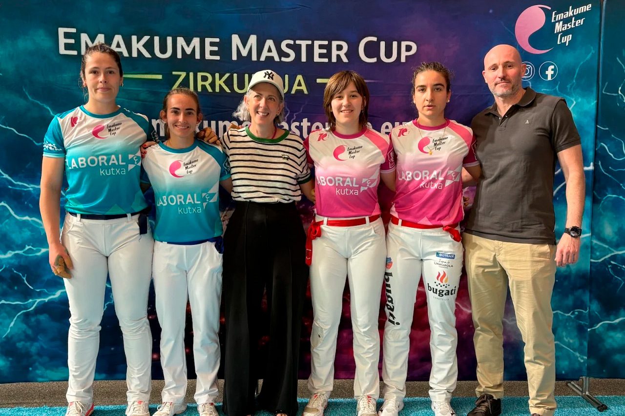 Sagardui-Gaminde y Ruiz de Infante-Erasun son las finalistas del Abierto de Navarra