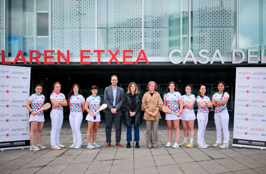 El TCFN de pelota femenina nutre el talento