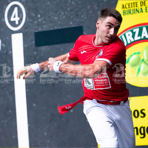 Peio Etxeberria y Zabaleta suman el primer punto