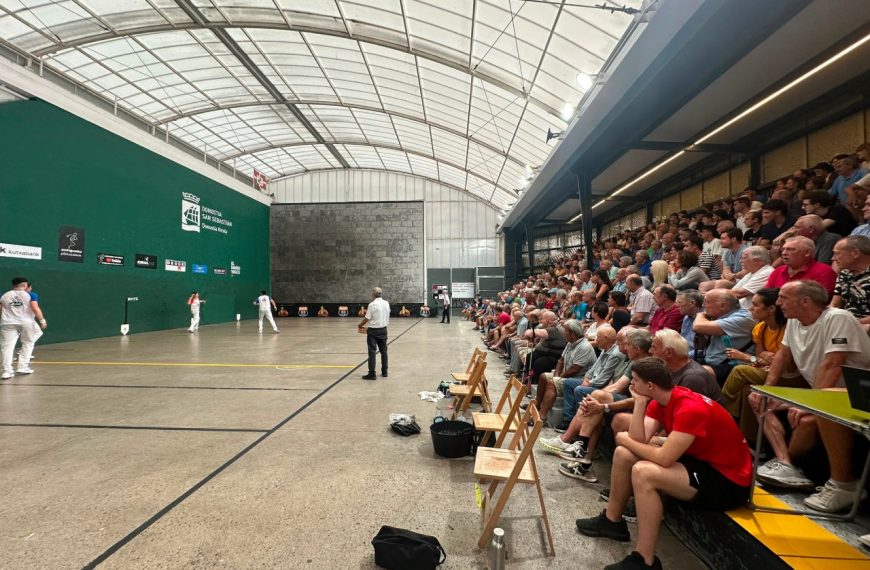 Beranola vuelve a marcar diferencias en un vibrante festival del Torneo del Antiguo