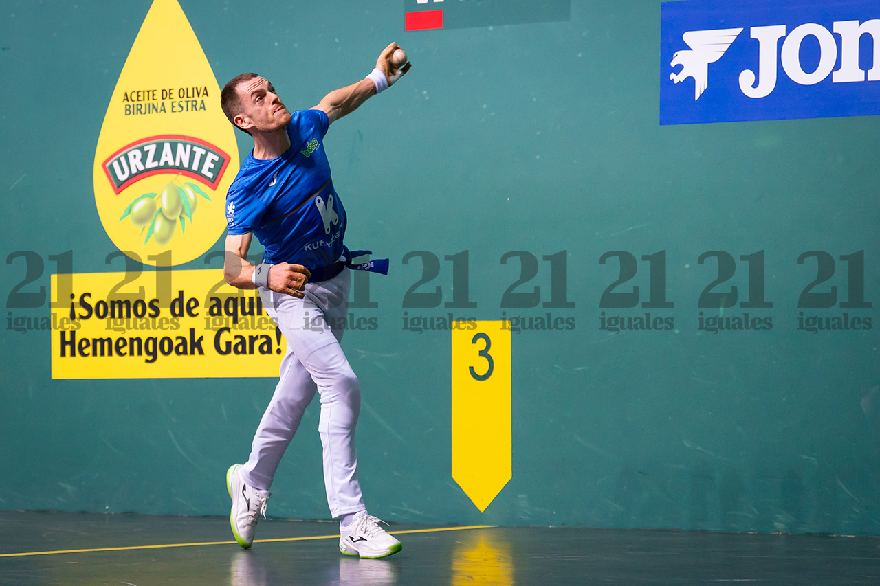 Laso e Iztueta completan la final