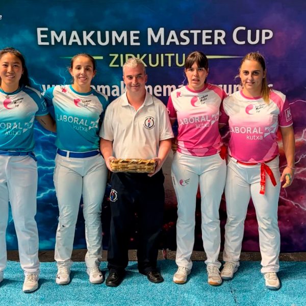 Arrizabalaga y Aldai reviven sus intensos derbis en Zarautz, con triunfo para la gernikarra y Zabala
