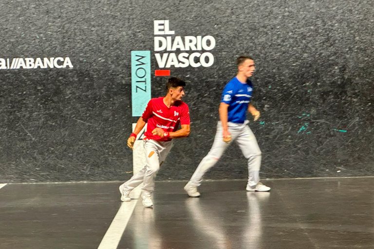 Sarasibar brilla en Oiartzun y Nanclares-Elola sobreviven a un partido de rachas