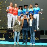Ibarrola-Ozaeta estrenan su palmarés en una gran final del Hiru Hiriburuak que vuelve a poner a bailar el Frontón Bizkaia